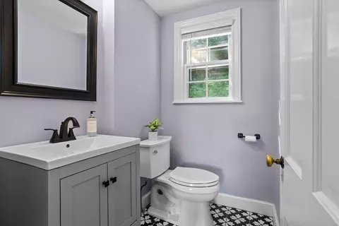 9 Drury Ln, Worcester, MA 01609 photo 19