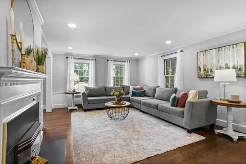 9 Drury Ln, Worcester, MA 01609 photo 9