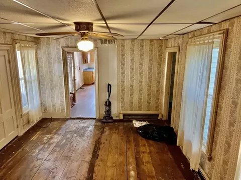 51 Nelson St, Warren, MA 01083 photo 11