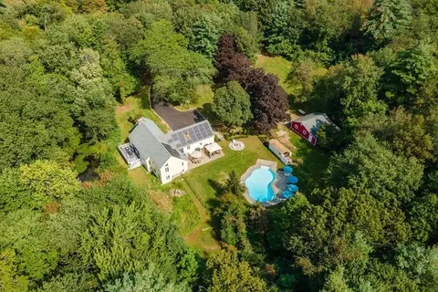 182 Nourse Rd, Bolton, MA 01740