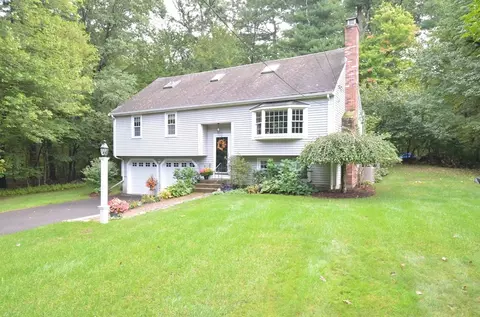 13 Annabel Ln, Franklin, MA 02038