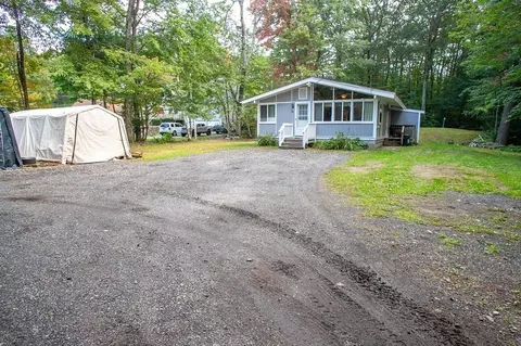 30 Noel Dr, Ashburnham, MA 01430 photo 4