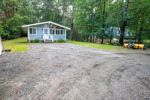 30 Noel Dr, Ashburnham, MA 01430 photo 5