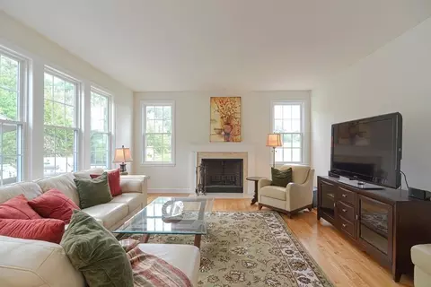 14 Francis Dr, Upton, MA 01568 photo 25