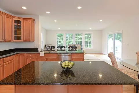 14 Francis Dr, Upton, MA 01568 photo 17