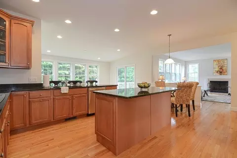 14 Francis Dr, Upton, MA 01568 photo 16