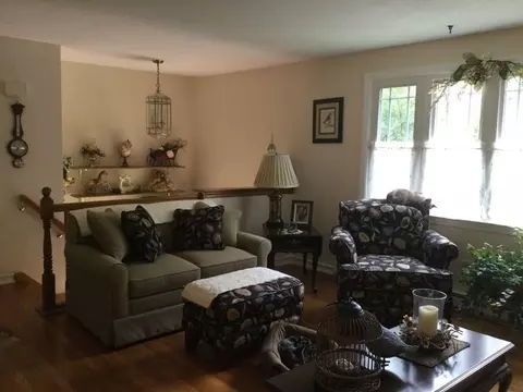 30 Meadow Rd, Ware, MA 01082 photo 8