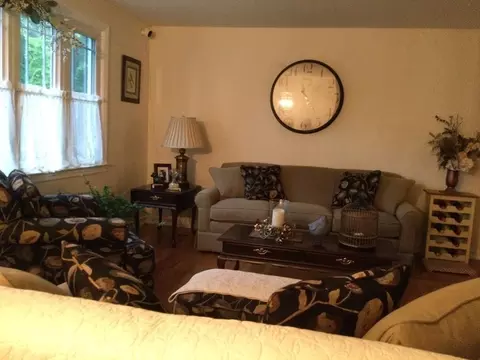 30 Meadow Rd, Ware, MA 01082 photo 9