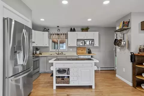 8 Maybury Rd, Maynard, MA 01754 photo 5