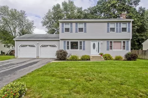 30 Caitlin Dr, Springfield, MA 01109