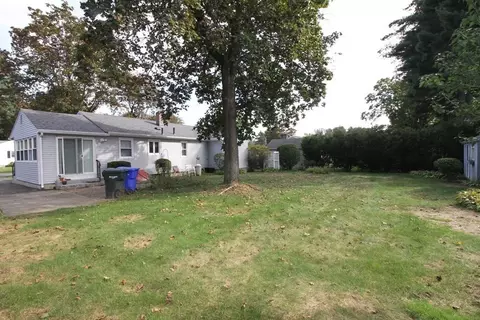 110 Dewitt St, Springfield, MA 01129 photo 16