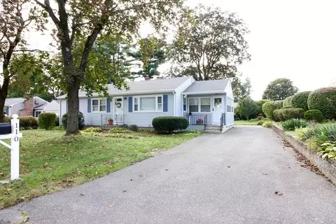 110 Dewitt St, Springfield, MA 01129