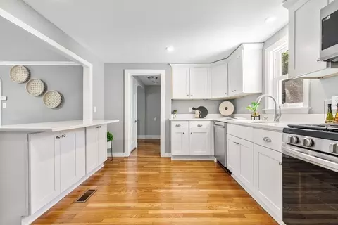 31 Terrace Dr, Worcester, MA 01609 photo 11
