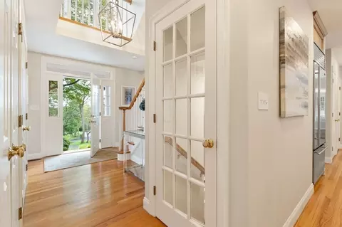 155 Old Spring St, Lexington, MA 02421 photo 3