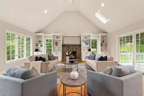 155 Old Spring St, Lexington, MA 02421 photo 9