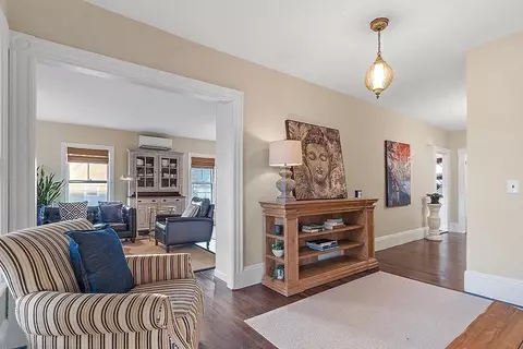 20 Hancock St #3, Salem, MA 01970