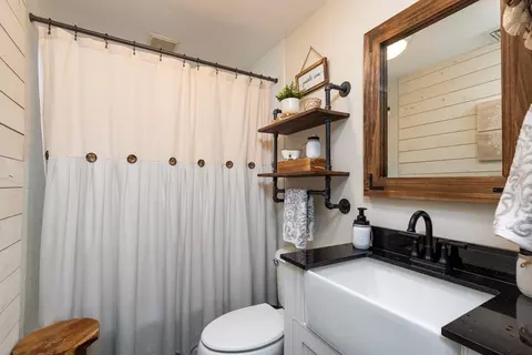 145 Pond St, Franklin, MA 02038 photo 19