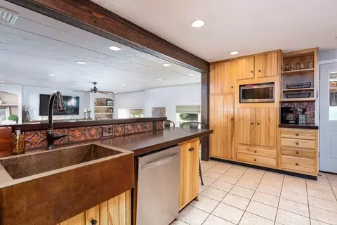 145 Pond St, Franklin, MA 02038 photo 10