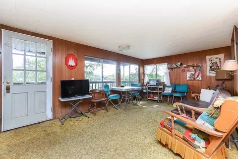 28 Massasoit Dr, Ashburnham, MA 01430 photo 7