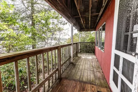 28 Massasoit Dr, Ashburnham, MA 01430 photo 4