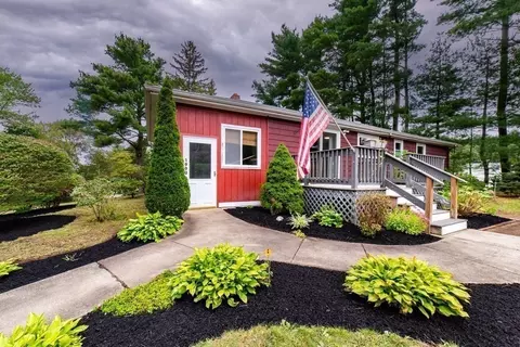 1990 Central St, Stoughton, MA 02072