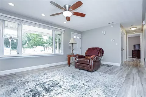 122 Burley St, Danvers, MA 01923 photo 3