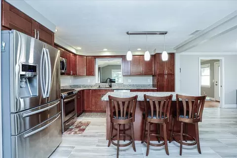 122 Burley St, Danvers, MA 01923 photo 6