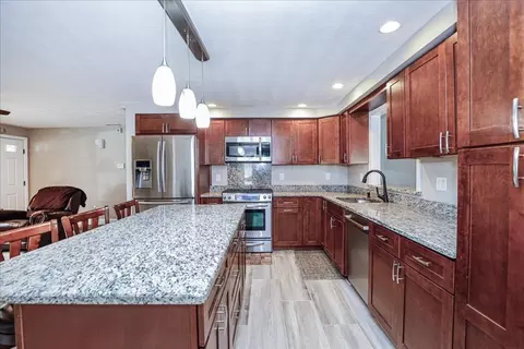 122 Burley St, Danvers, MA 01923 photo 8