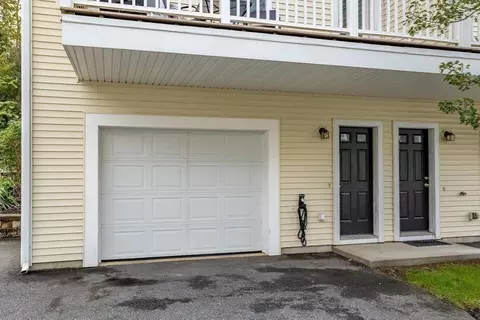 8 High #D2, Acton, MA 01720 photo 4