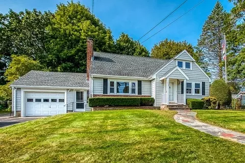 295 Mount Vernon St, Dedham, MA 02026