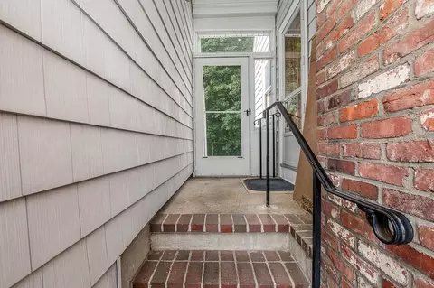 295 Mount Vernon St, Dedham, MA 02026 photo 4