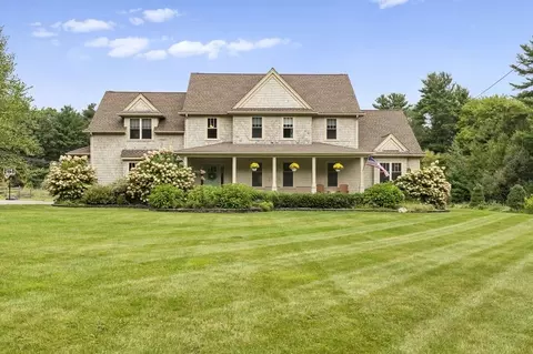 387 Grove St, Norwell, MA 02061