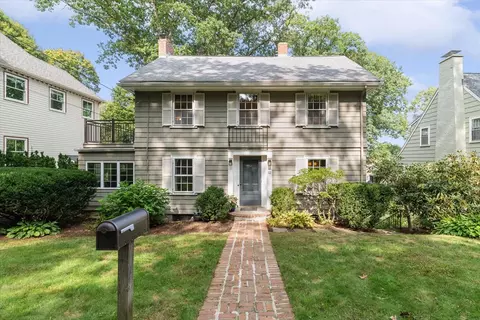 53 Trowbridge Ave, Newton, MA 02460