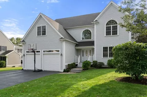 29 Smith St, Needham, MA 02492 photo 2
