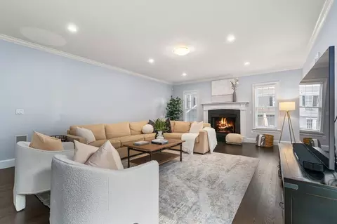 29 Smith St, Needham, MA 02492 photo 9