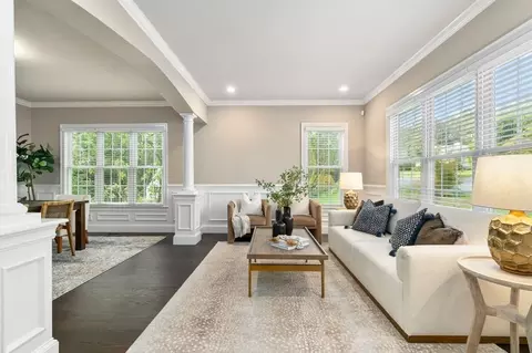 29 Smith St, Needham, MA 02492 photo 5