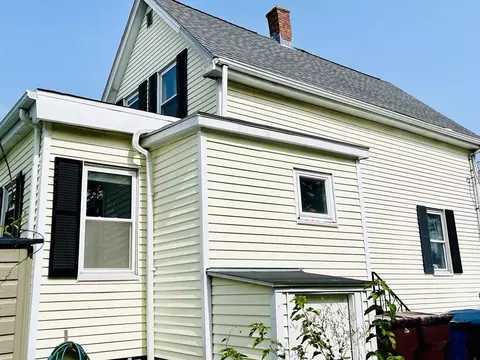 4 Heath St, Everett, MA 02149 photo 3