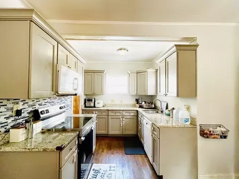 4 Heath St, Everett, MA 02149 photo 11
