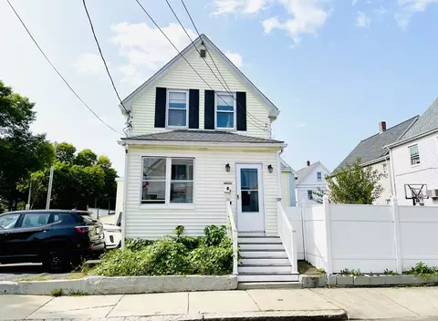 4 Heath St, Everett, MA 02149