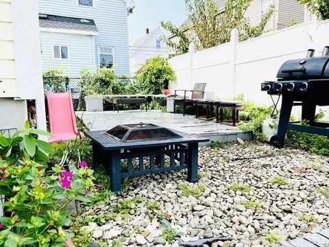 4 Heath St, Everett, MA 02149 photo 5