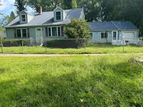 6 Roosevelt Ter, Springfield, MA 01109