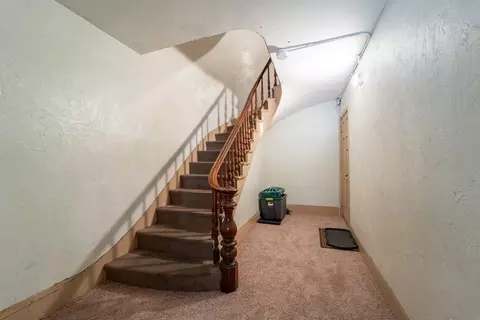 4 Arthur St, Worcester, MA 01604 photo 8