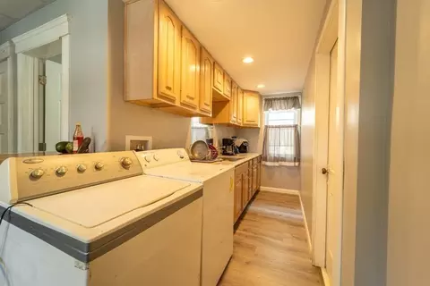 4 Arthur St, Worcester, MA 01604 photo 17