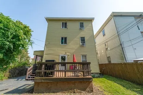 4 Arthur St, Worcester, MA 01604 photo 5