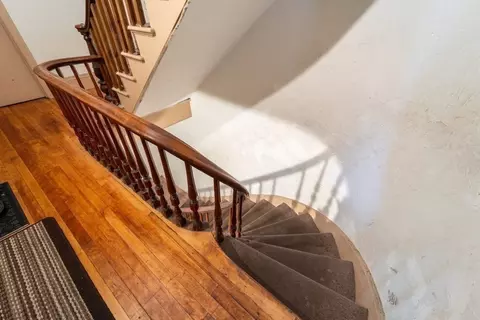 4 Arthur St, Worcester, MA 01604 photo 9