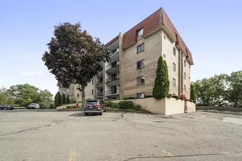 159 Franklin St #A6, Stoneham, MA 02180