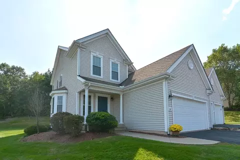 62 Buttercup Ln #62, Grafton, MA 01560