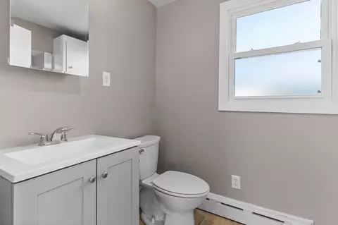 26 California St, Fall River, MA 02723 photo 11