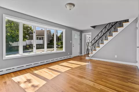 26 California St, Fall River, MA 02723 photo 9