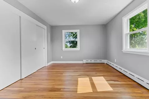 26 California St, Fall River, MA 02723 photo 18